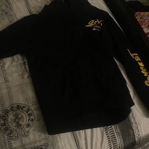 chrome hearts hoodie size (medium small)